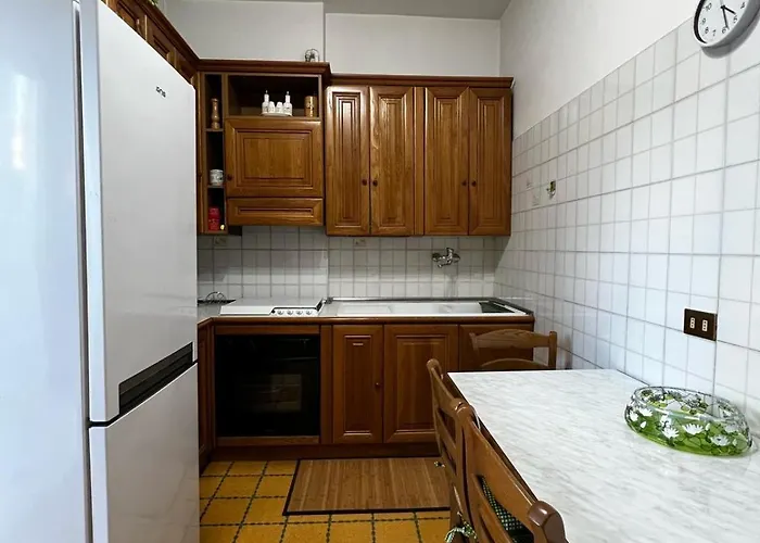 Apartment Cozy Art - Rome, Cervialto Rom